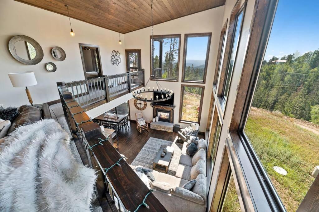 Altitude Adjustment- Panoramic Views, Sleeps 12 Villa Lead Екстериор снимка